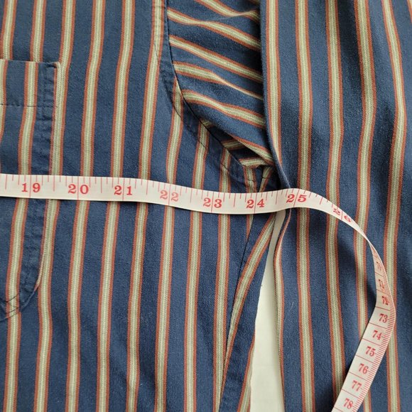 Wrangler "TwentyX" casual long sleeve button down shirt. Size L. - Picture 4 of 9